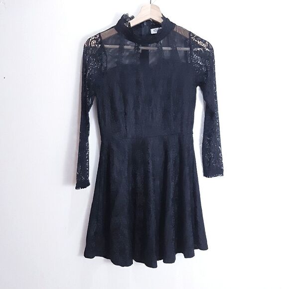 Black Lace Sweetheart Mock Neck Fit & Flare Dress - Picture 1 of 13